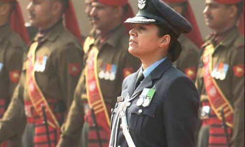 పదాతి దళానికి సారధ్యం వహించిన మహిళా! పదాతి దళానికి సారధ్యం వహించిన మహిళా!