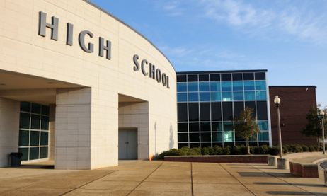 హైస్కూల్లో "ఐ"ఎక్కువ