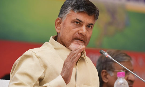 ఎంపీలు, మంత్రుల భేటీలో చంద్రబాబు కీలక నిర్ణయాలు ఎంపీలు, మంత్రుల భేటీలో చంద్రబాబు కీలక నిర్ణయాలు