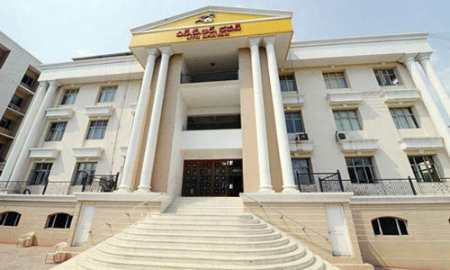 టీ-టీడీపీలో తేలని లేడీస్‌ లెక్కలు!