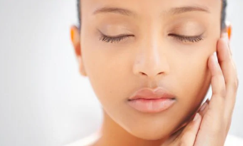 చలి కాలంలో చర్మ సంరక్షణకు ఈ టిప్స్..