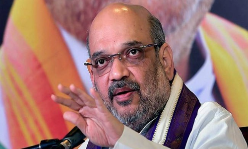 హెలీకాప్టర్‌ నుంచి జారిపడ్డ అమిత్‌షా