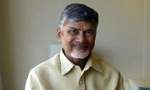 వారికి 50ఏళ్లు దాటితే పెన్షన్లు మంజూరు చేస్తాం : సీఎం చంద్రబాబు