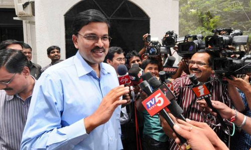 జనసేనలోకి సీబీఐ మాజీ జేడీ లక్ష్మీనారాయణ..? జనసేనలోకి సీబీఐ మాజీ జేడీ లక్ష్మీనారాయణ..?