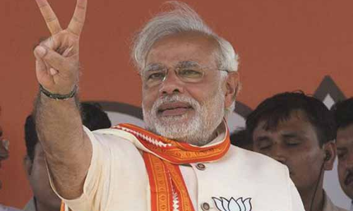 అడుగు పెట్టి... అల్లాడించాడు... మోడీ మేనియా ఎలా పనిచేసింది!!