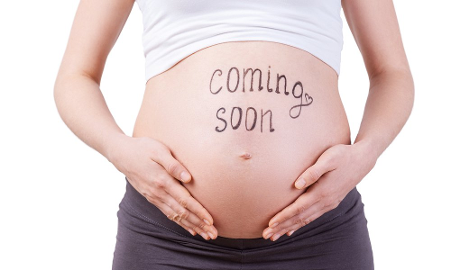 మీ ధూమపానం చేస్తారా? మీ భార్య గర్భిణీ అయితే మీరు కాస్త ఆగండి