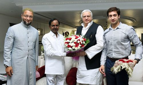 అసద్ ఇంట నిఖాసందడి.. అసద్ ఇంట నిఖాసందడి..