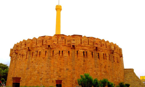 కర్నూలు జిల్లాలో అర్ధరాత్రి అలజడి... కారణం తెలిస్తే షాకవ్వాల్సిందే!!