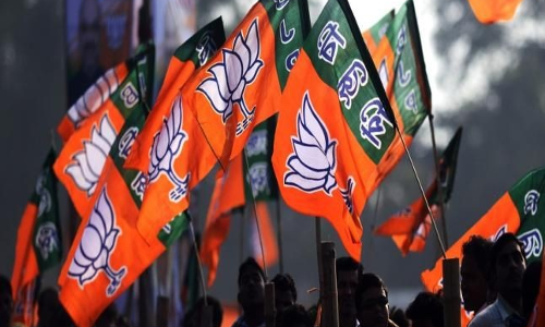 తెలంగాణలో ఒంటరి పోరుకు బీజేపీ సై.. ఎన్ని సీట్లు కొల్లగొట్టబోతుంది..? తెలంగాణలో ఒంటరి పోరుకు బీజేపీ సై.. ఎన్ని సీట్లు కొల్లగొట్టబోతుంది..?