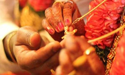 ఇక్కడ హెచ్‌ఐవీ బాధితులకు పెళ్లి సంబంధాలు చూడబడును