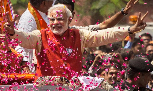 మోడీ పర్యటనపై సర్వత్రా ఆసక్తి