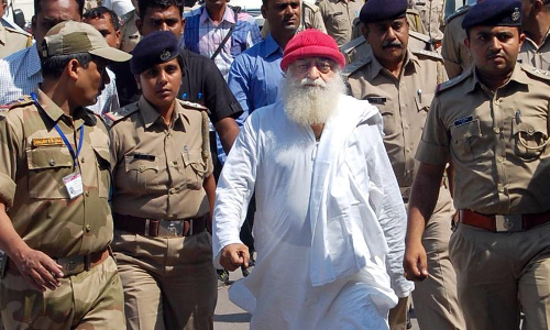 అత్యాచార కేసు : ఆశారాం బాపు దోషే