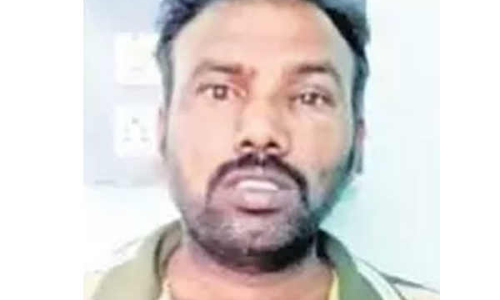 హ‌లో అన్న కూతురు..కొట్టిచంపిన క‌సాయి తండ్రి