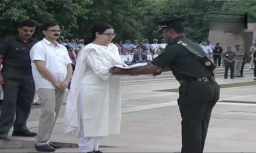 తాత నుంచి భారమైన ఆఖరి ‘బహుమతి’