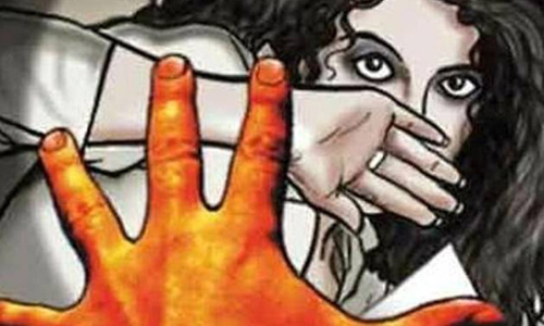 యువతిపై హీరో అత్యాచారం