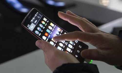 చడీ చప్పుడు లేకుండా చార్జెస్.. లేదంటే మీ సిమ్ లాకే..