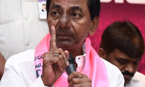 కేసీఆర్.... ది ఫైర్ ఫైటర్ కేసీఆర్.... ది ఫైర్ ఫైటర్