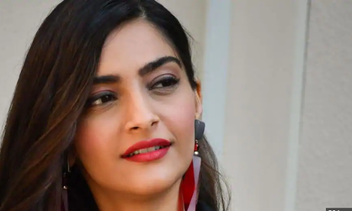 సోషల్ మీడియాకు సోనమ్ కపూర్ గుడ్‌బైై .. కారణం ఏంటంటే..