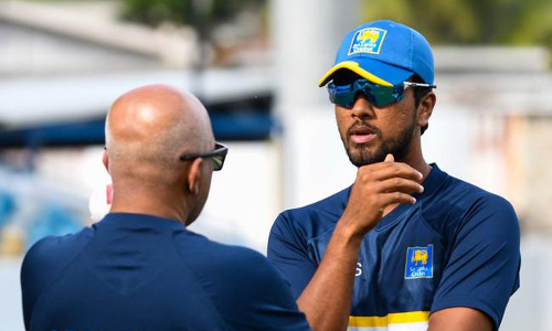 శ్రీలంక కెప్టెన్‌, కోచ్ లకు ఐసీసీ భారీ షాక్..