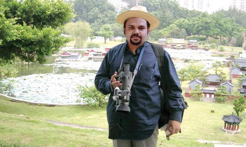 టూరిస్ట్ గా అంతరిక్షయానం టూరిస్ట్ గా అంతరిక్షయానం