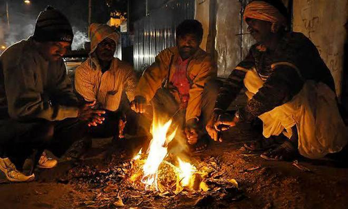 తెలంగాణపై పంజా విసురుతున్న చలిపులి