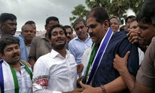 వైసీపీలో చేరిన ఇందూధర్‌రెడ్డి