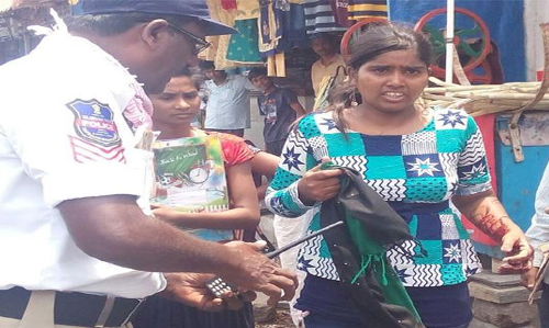 ప్రేమికుడు మోసం చేశాడని యువతి ఆత్మహత్యాయత్నం!