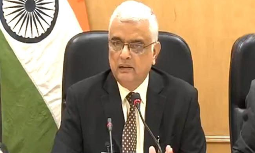 వైసీపీ ఎంపీల రాజీనామాలపై సీఈసీ సంచలన నిర్ణయం