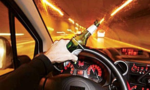 జూబ్లీహిల్స్‌లో పోలీసుల డ్రంక్ అండ్ డ్రైవ్‌లు