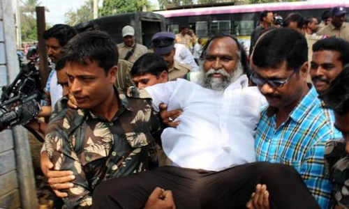 కక్ష సాధింపా? వ్యూహంలో భాగమా? అరెస్టుల వెనుక అసలు కథ!!