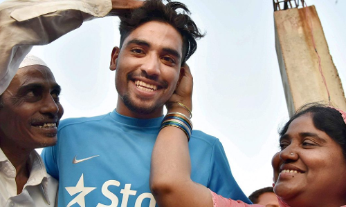 సిరాజ్‌.... హైదరాబాదీ బుల్లెట్‌!!