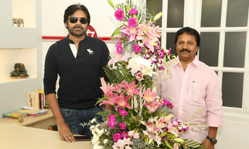 పదిహేడేళ్ల ఖుషి పదిహేడేళ్ల ఖుషి