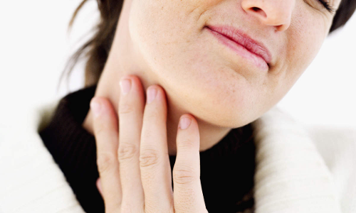 గొంతు ఇన్ఫెక్షన్ ఉందా.. అయితే ఇలా చేయండి..