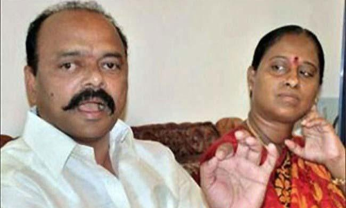 నేడు కాంగ్రెస్ లో చేరనున్న కొండా దంపతులు?