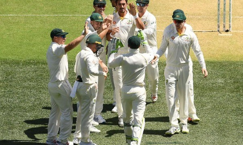 భారత్ ఆలౌట్.. రెండువికెట్లు కోల్పోయిన ఆసీస్