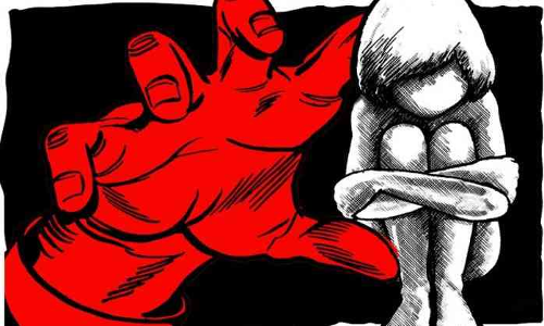 దారుణం : ఐసీయూలో ఉన్న బాలికపై అత్యాచారం