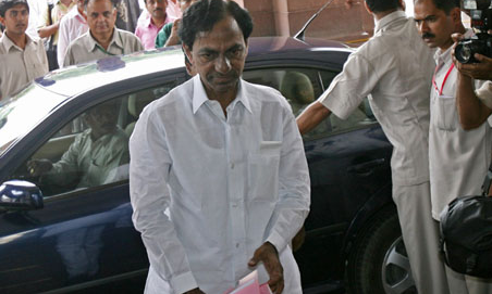 ముఖ్యమంత్రి ముఖ్య పనులపై...