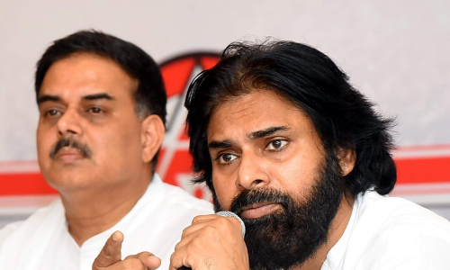 నేడు అనంతపురంలో జనసేన కవాతు : రాజకీయంగా కీలక నిర్ణయం వెల్లడి?