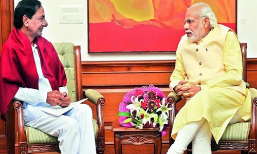 ప్రధాని మోదీతో సమావేశమైన సీఎం కేసీఆర్‌