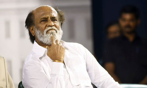 ర‌జినీ స‌త్తా ఏంటో తేల్చిన స‌ర్వే