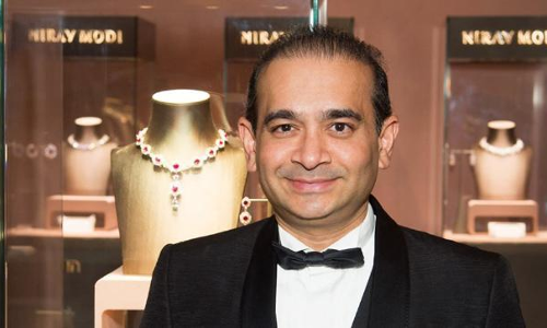 నీరవ్ మోడీ దుబాయ్లో ఉన్నట్టు గుర్తించిన అధికారులు నీరవ్ మోడీ దుబాయ్లో ఉన్నట్టు గుర్తించిన అధికారులు