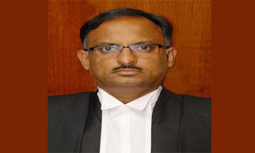 ఏపీ హైకోర్టు ప్రధాన న్యాయమూర్తిగా జస్టిస్ ప్రవీణ్కుమార్ ఏపీ హైకోర్టు ప్రధాన న్యాయమూర్తిగా జస్టిస్ ప్రవీణ్కుమార్