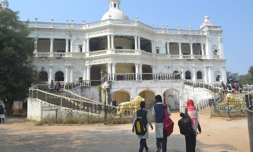 సమస్యలతో వణుకుతున్న వనపర్తి చెబుతున్న నిజాలు&nbsp;