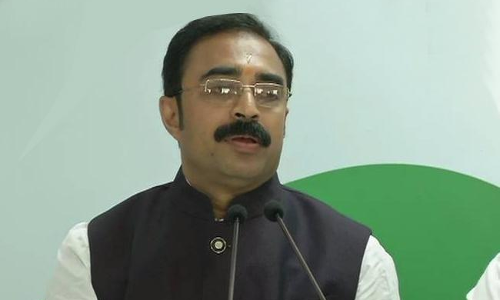 ఎన్నికల వేళా బీజేపీకి షాక్.. కాంగ్రెస్ లో చేరిన కీలక నేత