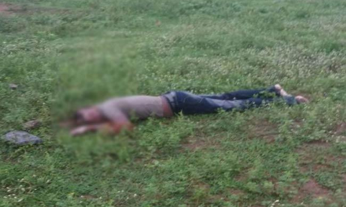 పంటపొలాల్లో వ్యక్తి దారుణ హత్య..