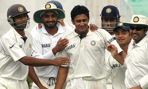 ఇన్నింగ్స్లో మొత్తం 10 వికెట్లు! ఇన్నింగ్స్లో మొత్తం 10 వికెట్లు!