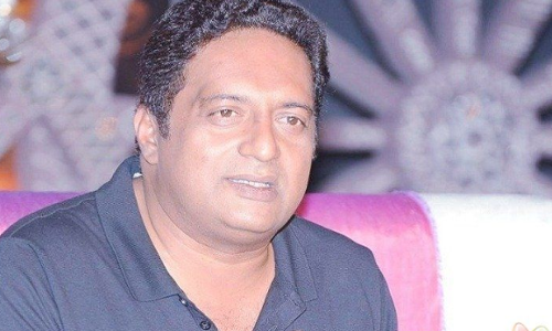 మరోసారి ఆసక్తికర వ్యాఖ్యలు చేసిన ప్రకాష్ రాజ్