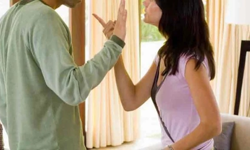 బార్య భర్త మద్యలో డబ్బు