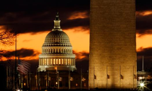 అమెరికాను చుట్టేసిన ఆర్థిక సమస్యలు