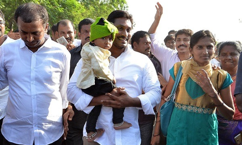 వైసీపీలోకి వైఎస్ వీరవిధేయులు